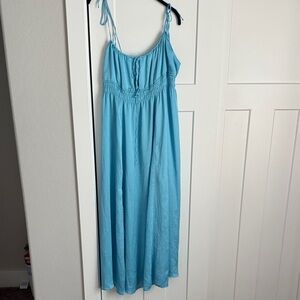 Tie strap dress with side slit